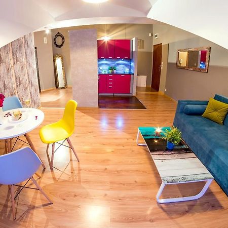Style Apartment Next To Kazimierz And Old Town + Netflix Krakau Buitenkant foto